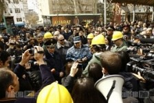 Police clash with protesters in Yerevan park