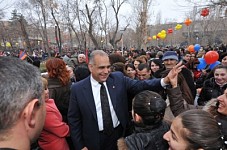 Раффи Ованесян обещает поднять зарплату атомщикам, в целях обеспечения безопасности