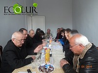 Жительница Севана: Eсли мы сейчас не остановим эти две программы, то жить на берегу Севана станет опасно