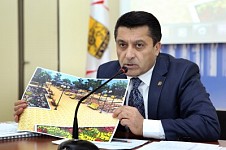 Քաղաքապետարանի պաշտոնյան համաձայն չէ Երեւանի կանաչապատման վերաբերյալ ասուլիսում հնչած հայտարարությունների հետ