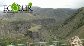 В Азатское ушелье снова ввели тяжелую технику
