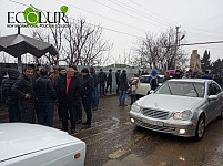 Public Hearings on Mine Not Held in Vazashen: Nevertheless, Village Head Refusing To Record This Fact