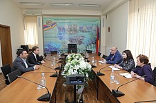 Обсуждены инвестиционные проекты Chaarat Gold Holdings, которые будут реализованы на Капанском горнообогатительном комбинате