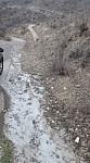 Хвостопровод Наатакского хвостохранилища поврежден, хвосты сливаются на дорогу
