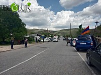 Citizens Moving Towards Jermuk Met in Areni