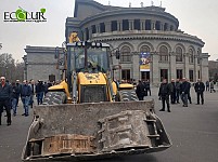«Ազատության» հրապարակում և հարակից տարածքներում ապօրինաբար սրճարաններ տեղադրել թույլատրելու դեպքերի առթիվ քրեական գործ է հարուցվել