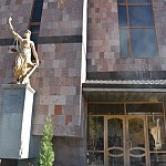 Шесть уголовных дел в отношении шести должностных лиц, ответственных за охрану лесов, переданы в суд