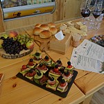 Альтернативное развитие общины через туризм: в Ельпине открылся дегустационный зал сыра «АртЧиз»