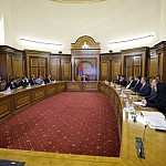Քննարկվել են բնակլիմայական ռիսկերի մեղմանն ուղղված միջոցառումներին և հակակարկտային կայանքների արդյունավետությանը վերաբերող հարցեր