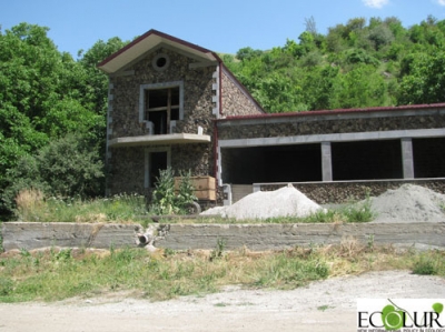 Ի՞նչ է կատարվում Խոսրովում նախկին ռեստորանի հետ