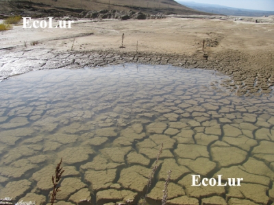 Մելիք գյուղ, ջրամբար շահագործված հանքերի տեղո՞ւմ