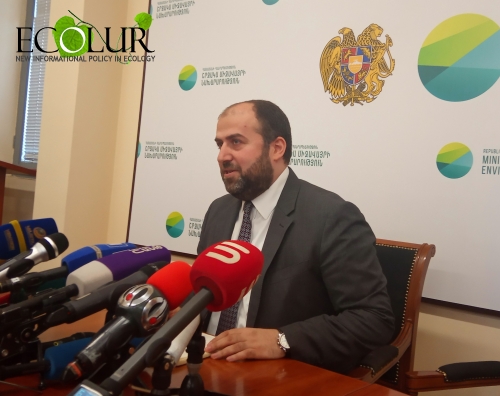 Minister Persuading To Find Alternatives to Wood for Heating